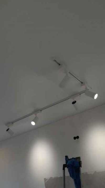 Натяжные потолки, опыт работы более 10 лет - фото 2