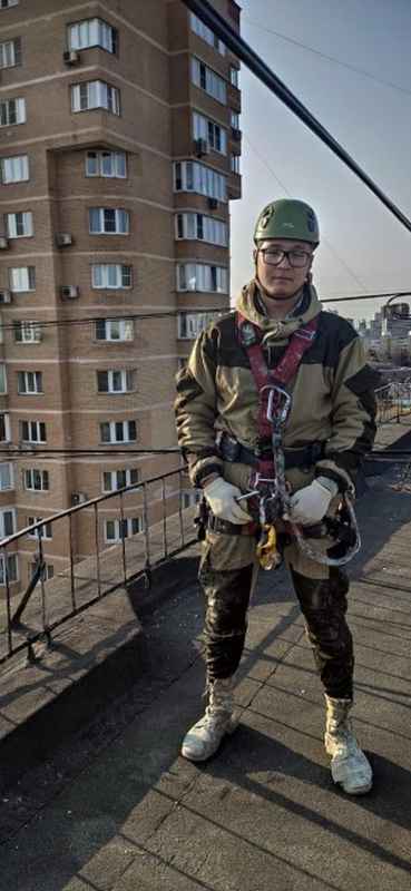 Бригада промышленных альпинистов в Москве