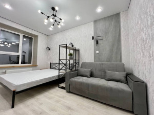 Наклейка обоев в Казани