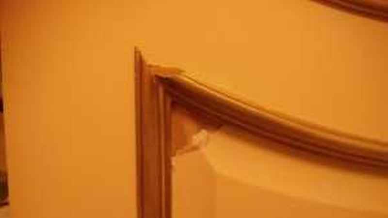 Реставрация окрашенных межкомнатных дверей мебели - фото 2