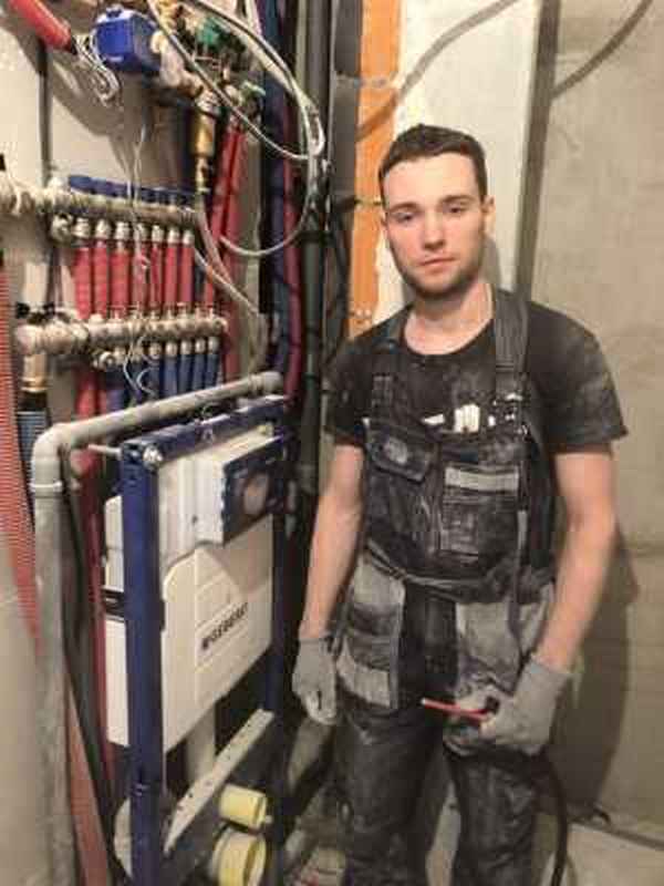 Сантехник 2993 в Москве