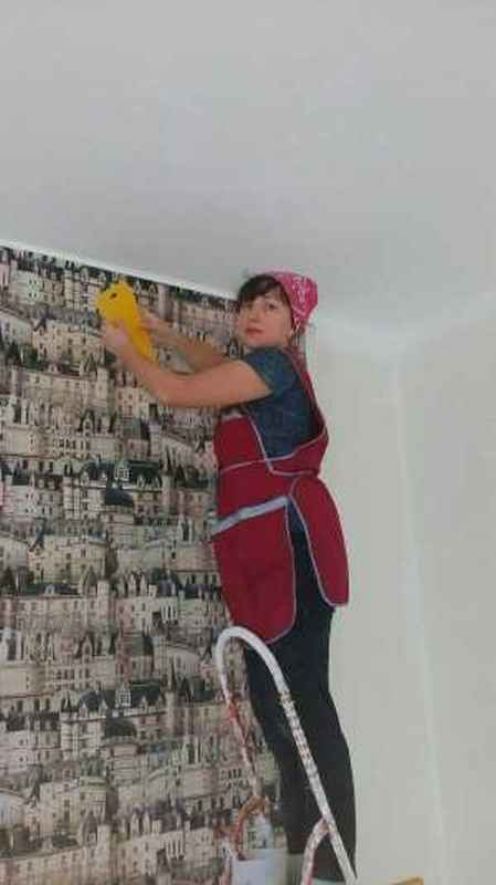 Клею обои по всей Москве в Москве