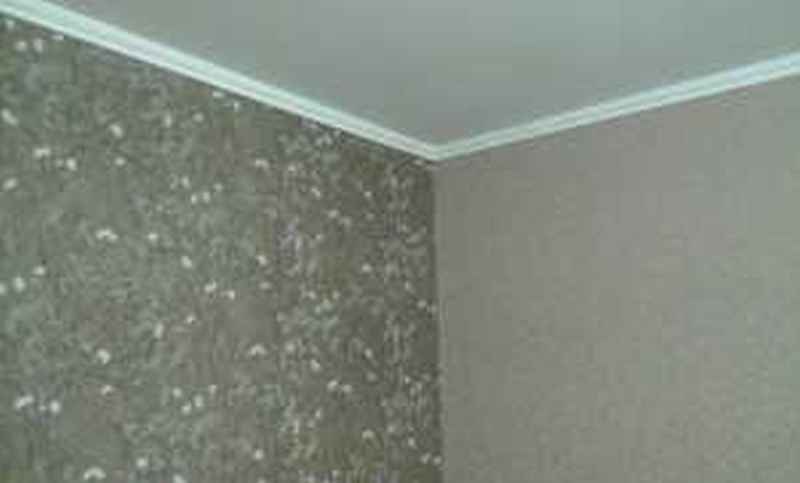 Поклейка обоев. Малярные работы.  - фото 2