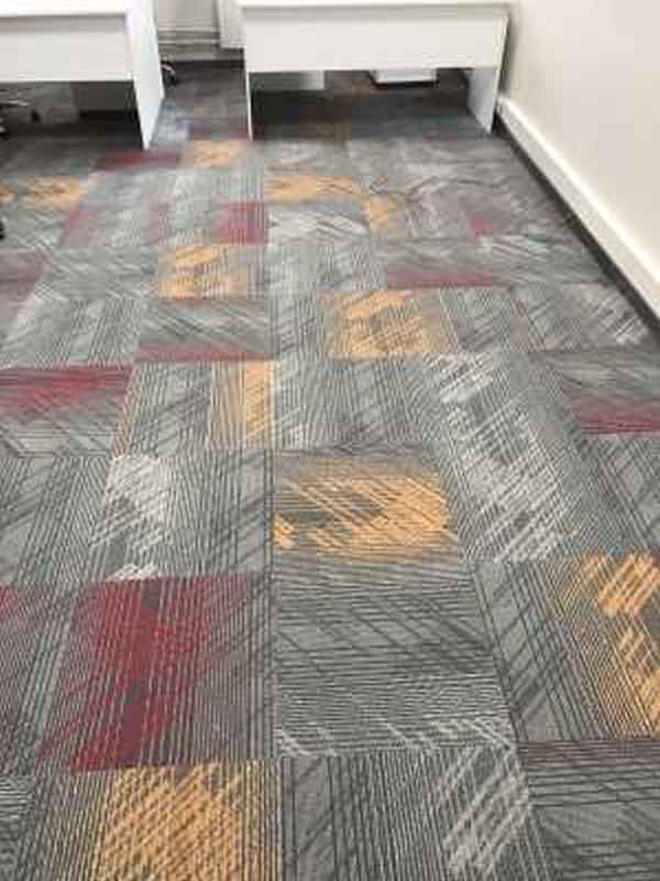 Укладка линолеума и сварка швов под ключ в Москве